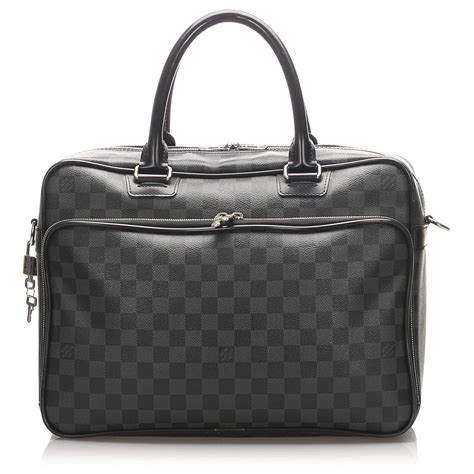 sacoche gucci louis vuitton|sac louis vuitton site officiel.